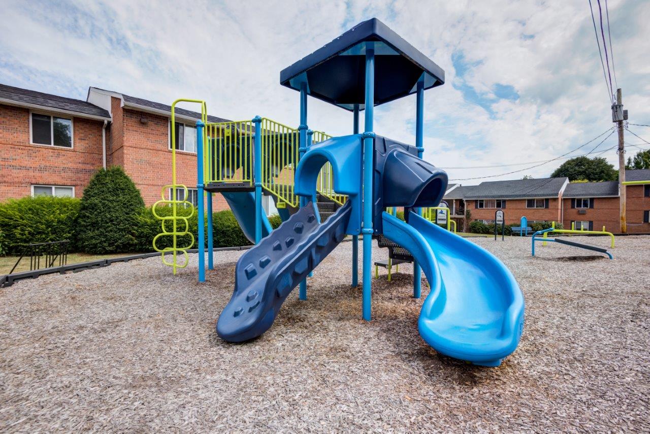 Perinton Manor Apartment Homes, 62 Manorshire Dr, Fairport, NY RentCafe